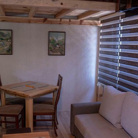 Dionis Rooms & Apartments 普里莱普 外观 照片